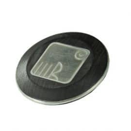 ébenfa amulett, karikagyűrű, titán karikagyűrű, egyedi karikagyűrű, design karikagyűrű, különleges karikagyűrű, design jegygyűrű, különleges jegygyűrű